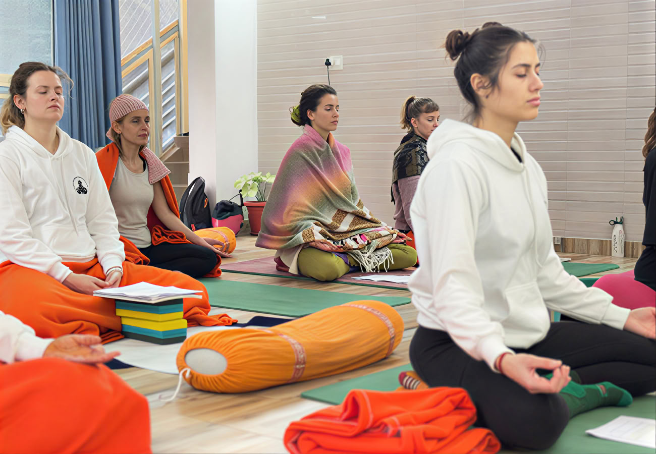 06 Giorni Corso di Formazione per Insegnanti di Aerial Yoga