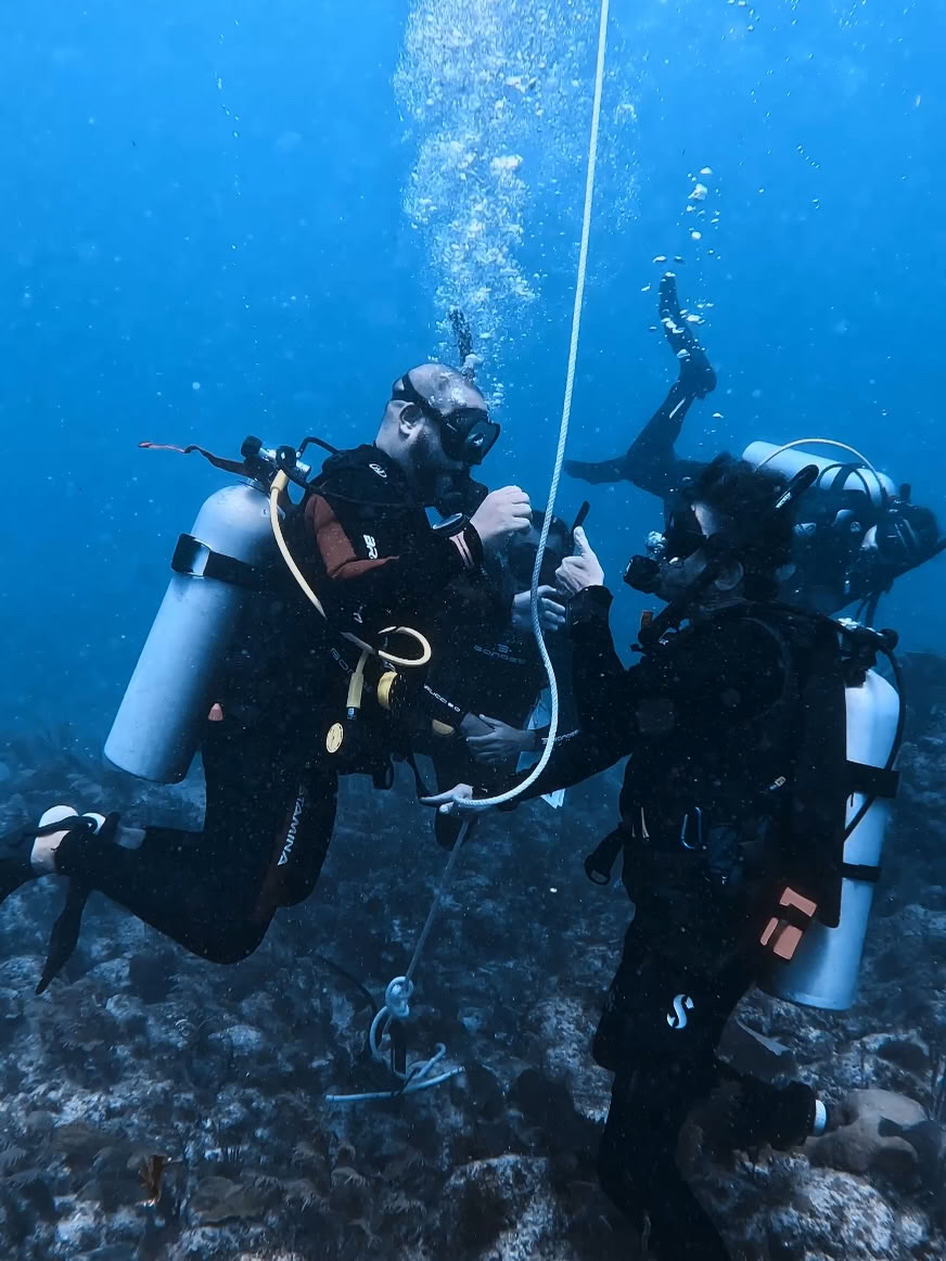 Depth & Discovery: Una spedizione subacquea Mahai