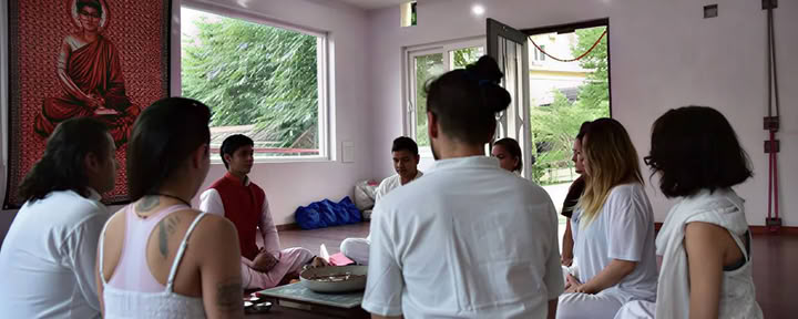 Corso di formazione per insegnanti di meditazione di 100 ore a Rishikesh – 2 - 14 lug 2026