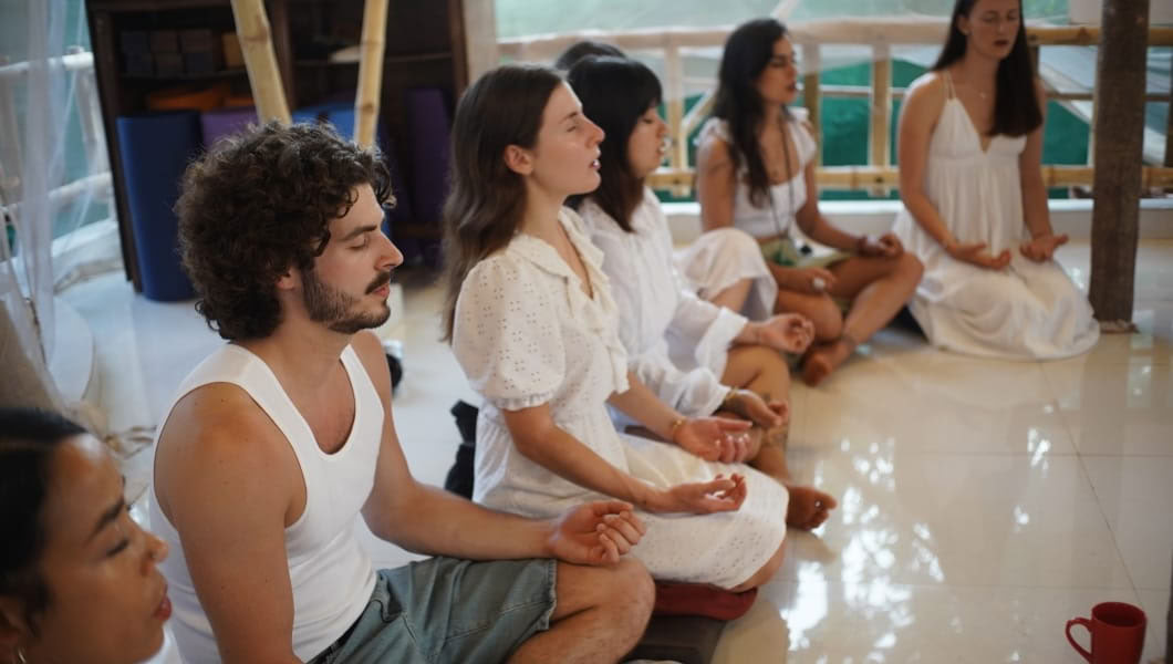 Corso di formazione avanzata per insegnanti di yoga di 300 ore – febbraio 2027