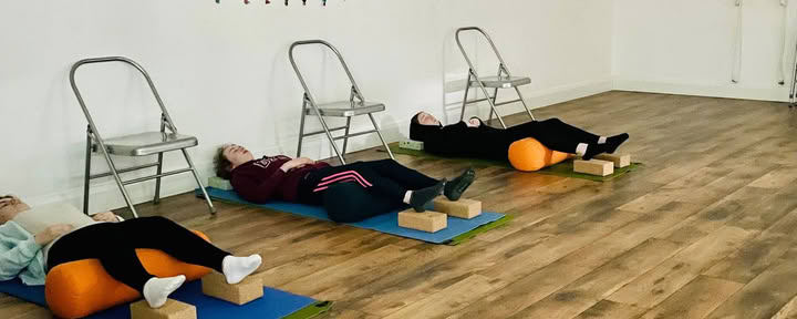 Ease Into Yoga Livello Principiante