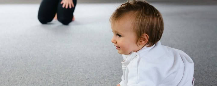 Corso di yoga per mamme e bebè
