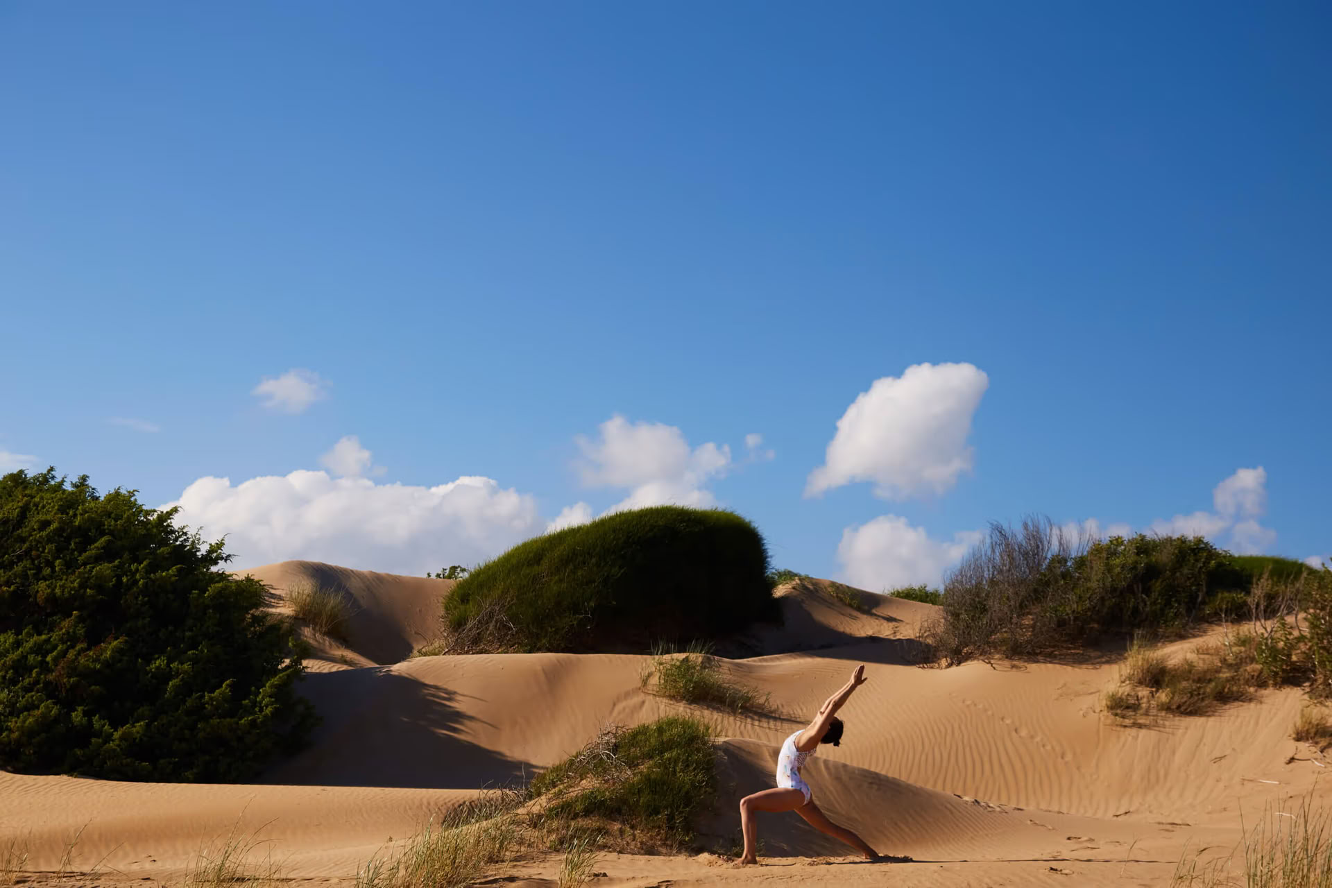 Floripa Summer Play: Yoga, Acro & Inversioni