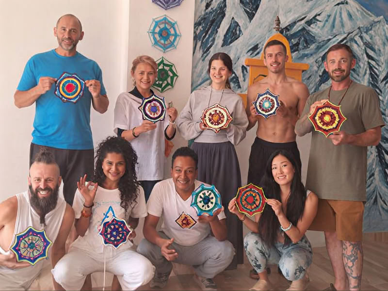Workshop di Bhakti Yoga di 100 ore