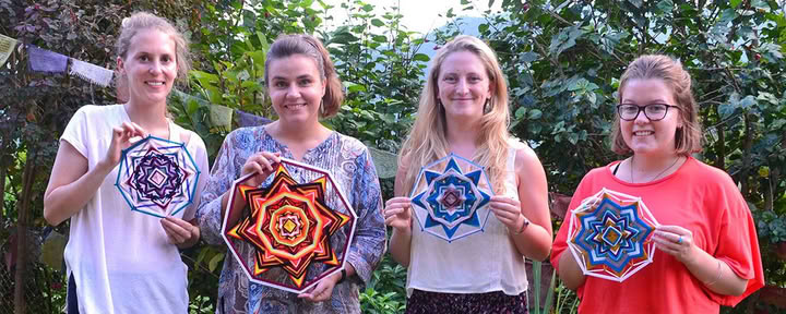 Ritiro di creazione di mandala