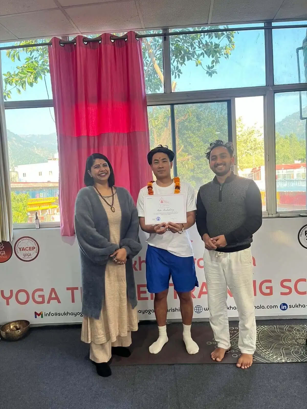 Formazione Insegnanti di Yoga di 100 Ore a Rishikesh