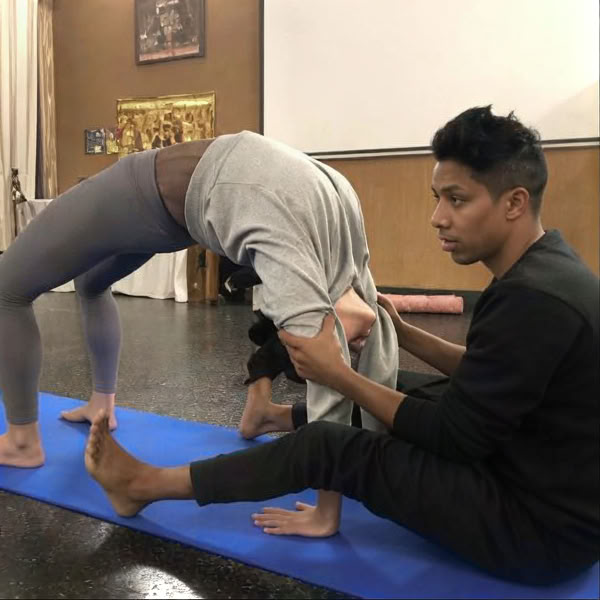 Ritiro di yoga di 7 giorni