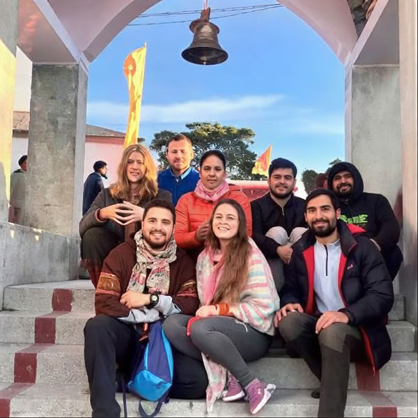 Corso di formazione insegnanti di yoga di 300 ore a Rishikesh