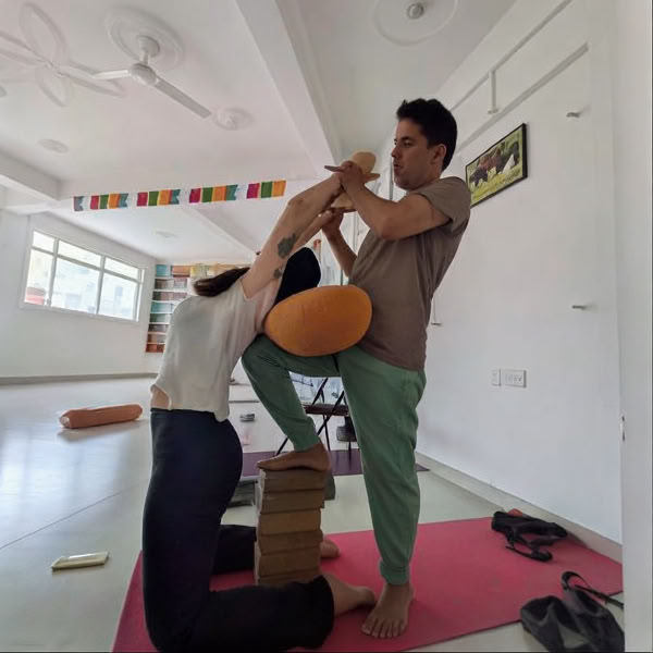 Corso di formazione insegnanti di yoga di 300 ore a Rishikesh