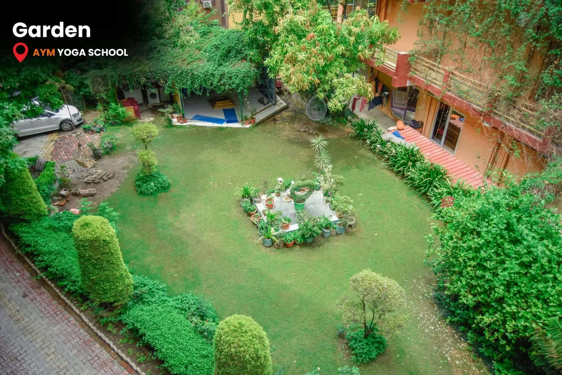 Corso di formazione per insegnanti di Ashtanga Vinyasa Yoga a Rishikesh, India