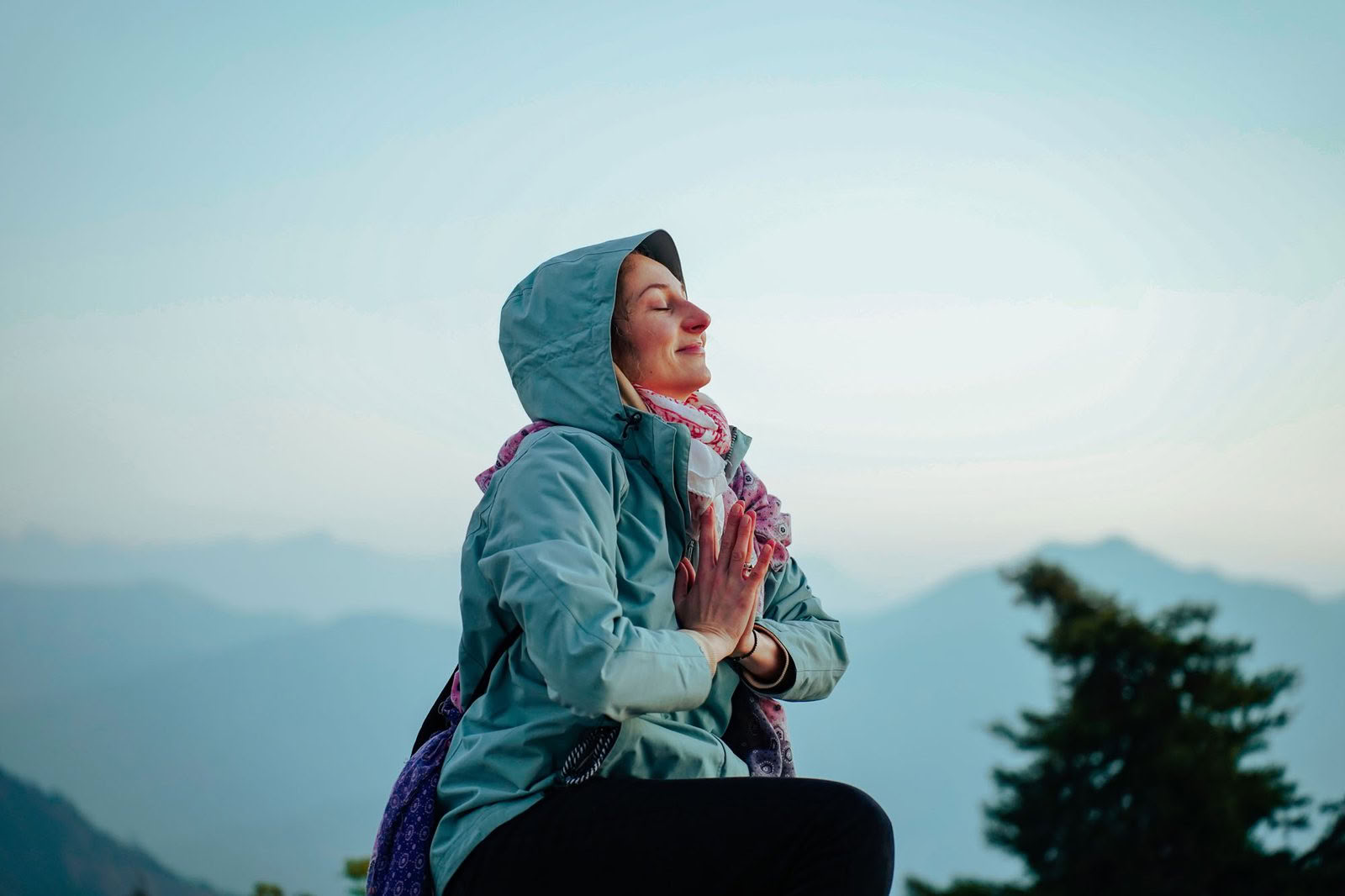 Corso di formazione per insegnanti di yoga di 100 ore