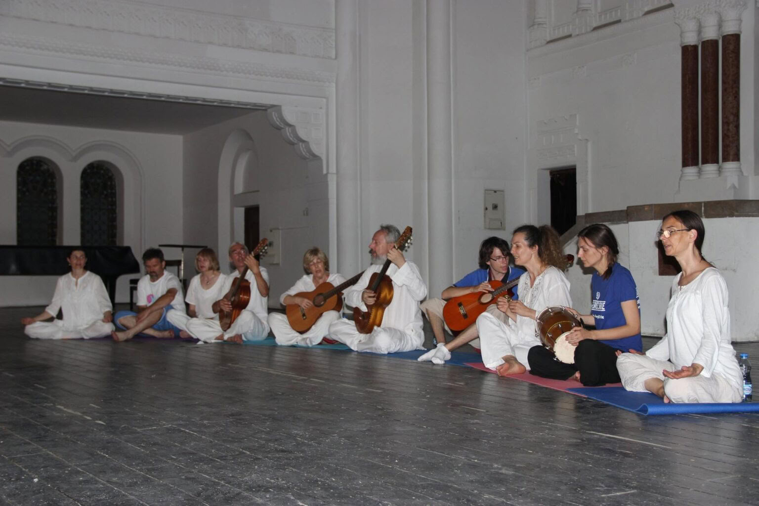 Formazione insegnanti di yoga kirtan di 7 giorni