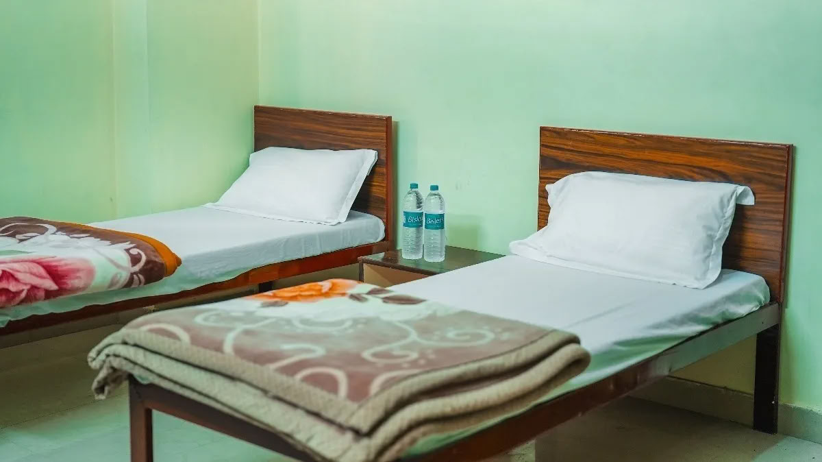 Formazione per Insegnanti di Sound Healing a Rishikesh