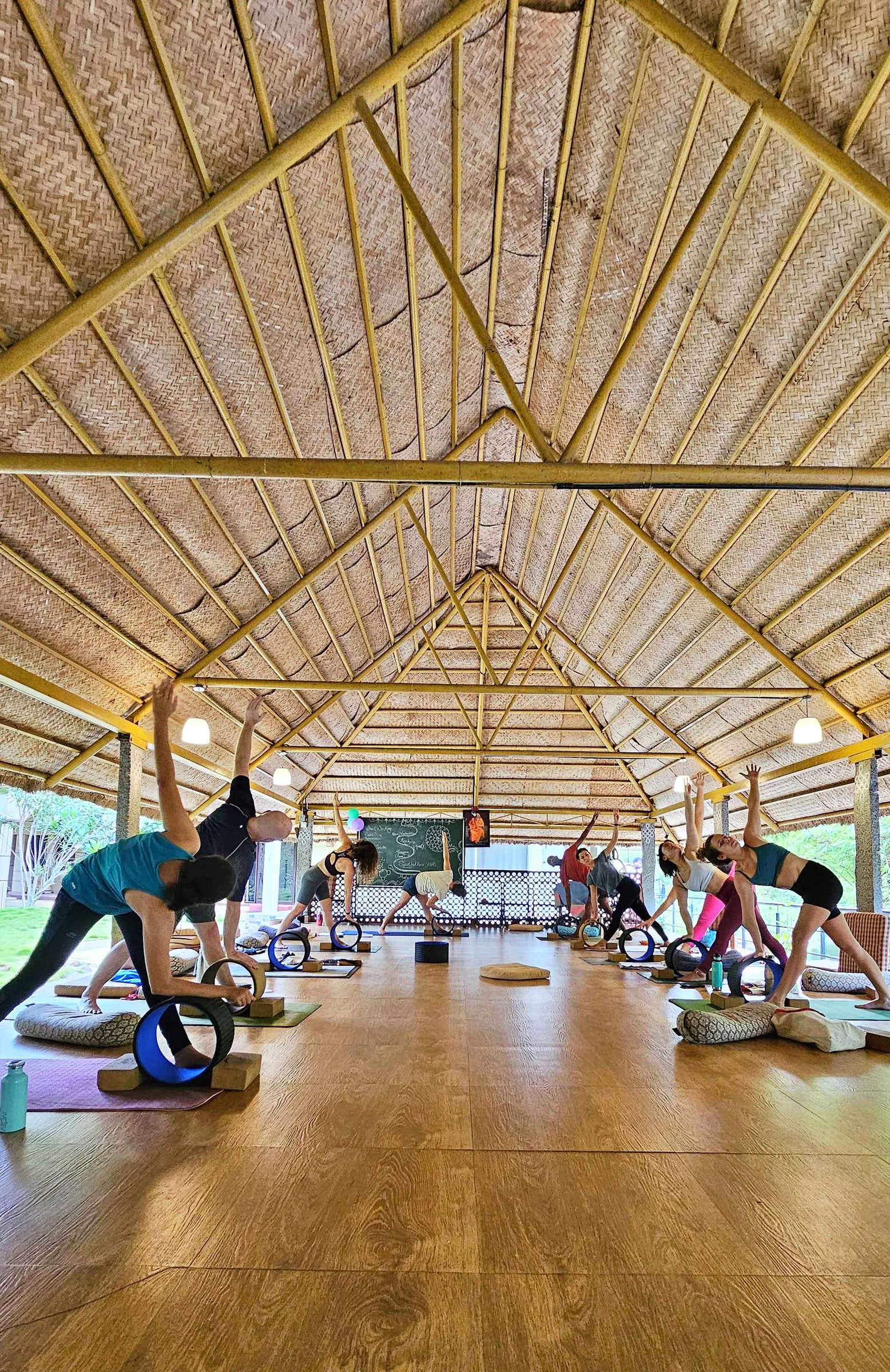 Formazione Avanzata per Insegnanti di Yoga di 300 Ore - Agosto 2026