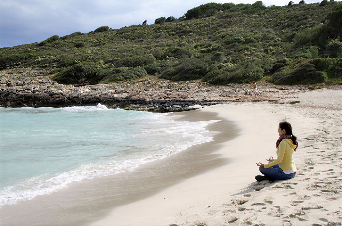 Vipassana in Cammino - Trovare la Silenzio per Donne