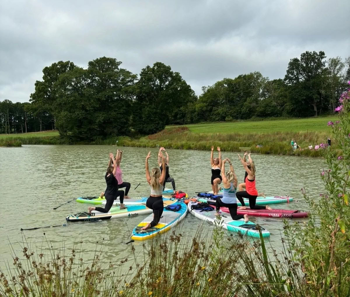 Yoga in SUP