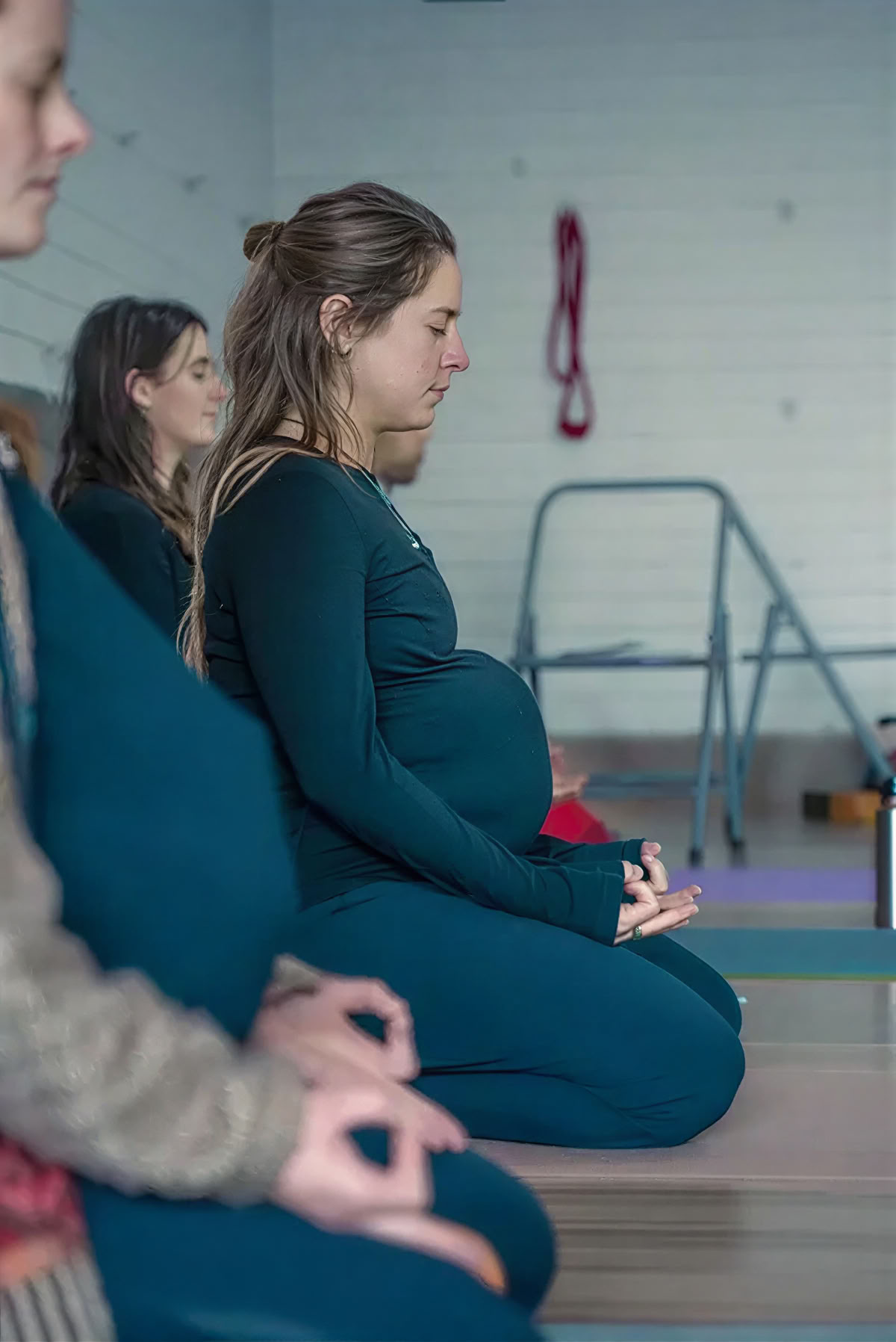 Formazione Insegnanti di Yoga Prenatale di 85 Ore a Rishikesh