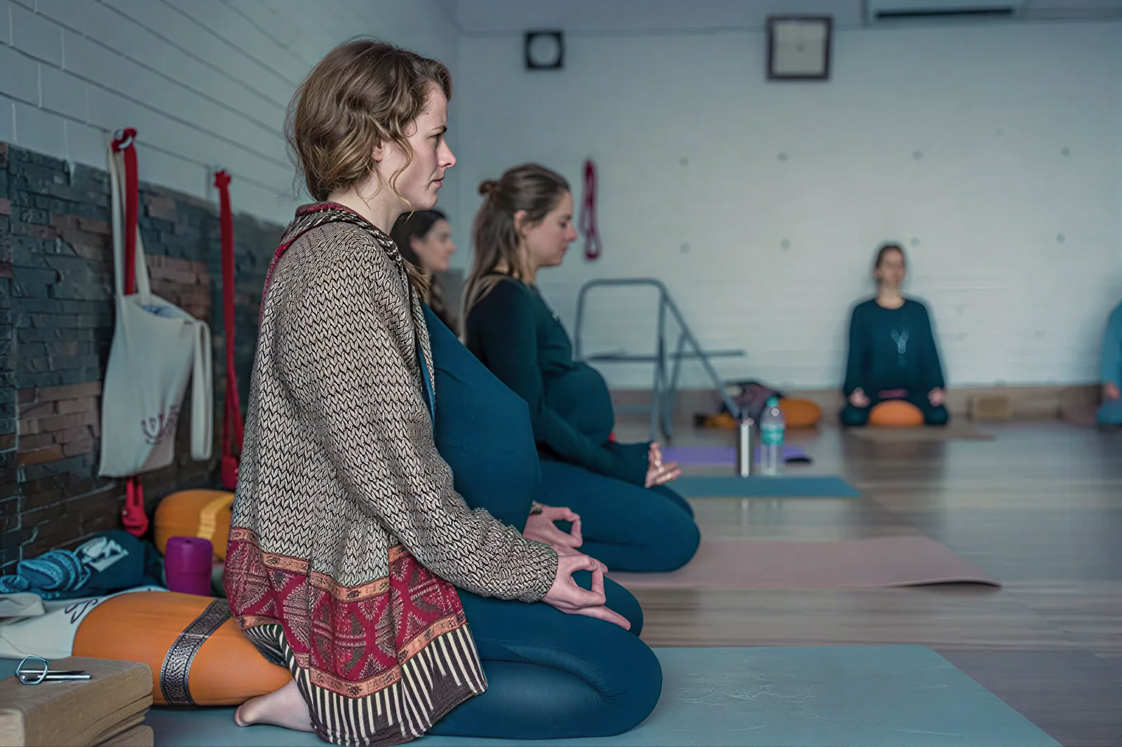 Formazione Insegnanti di Yoga Prenatale di 85 Ore a Rishikesh