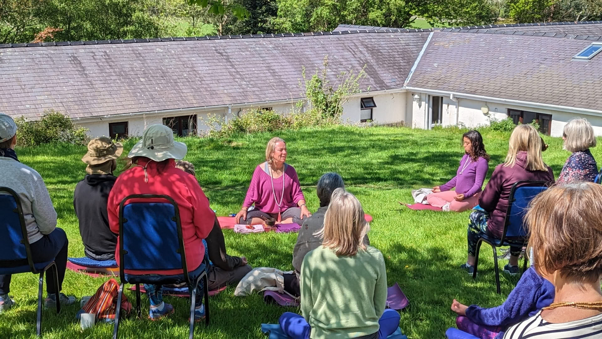 Camminata selvaggia, yoga e meditazione ad agosto in Eryri – Snowdonia