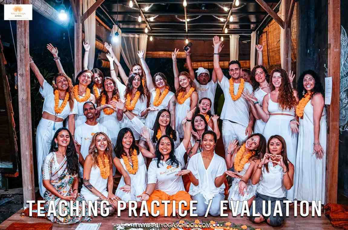 Formazione insegnanti di Yin Yoga di 500 ore a Uluwatu, Bali