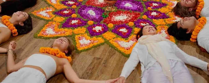 Corso di formazione insegnanti di yoga di 300 ore a Canggu, Bali