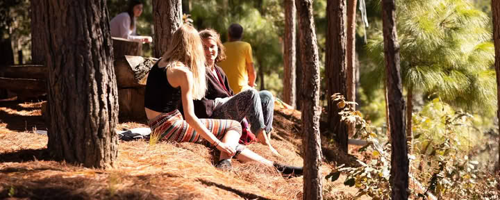 Illuminare l’Inconscio: ritiro di psicoterapia e tantra non duale di 7 giorni