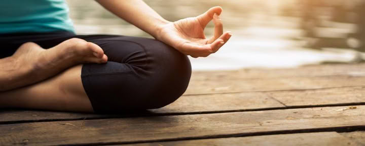 Lezioni di yoga giornaliere senza prenotazione a Rishikesh