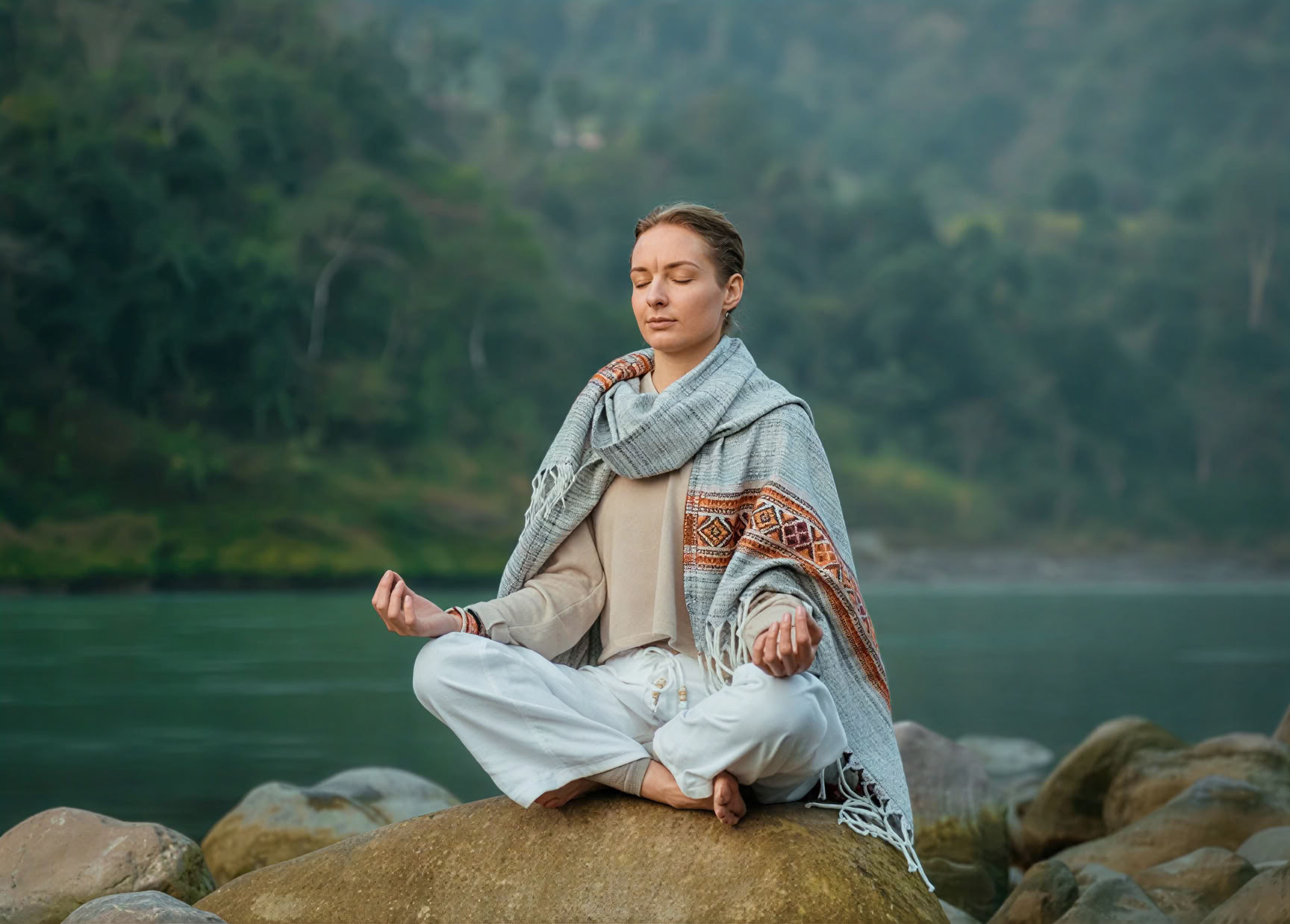 Ritiro di yoga di 14 giorni con terapie ayurvediche
