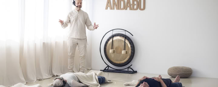 Sessione di breathwork con Andri