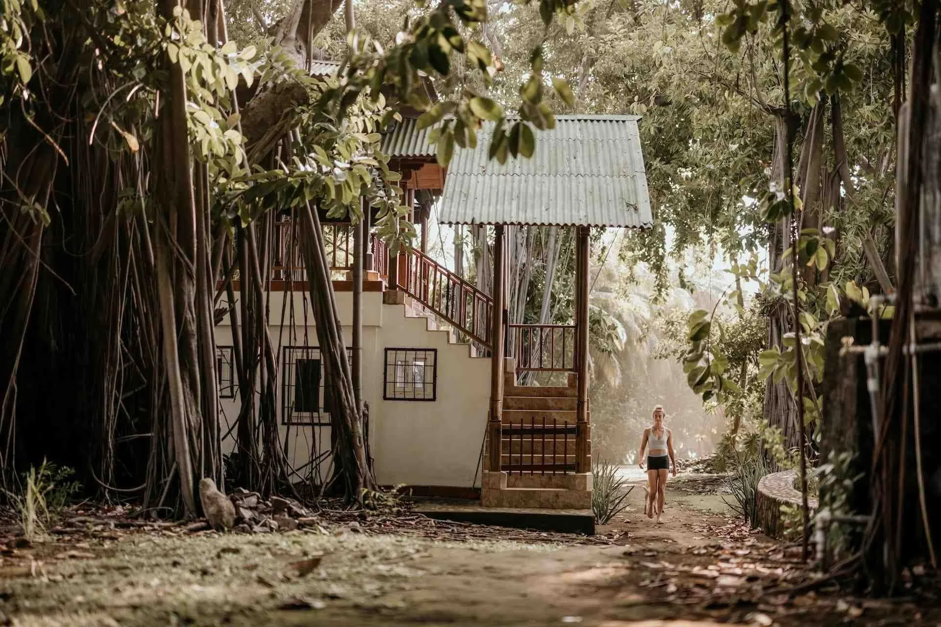 Ritiro di Acro Yoga e Surf | Amaru Nicaragua