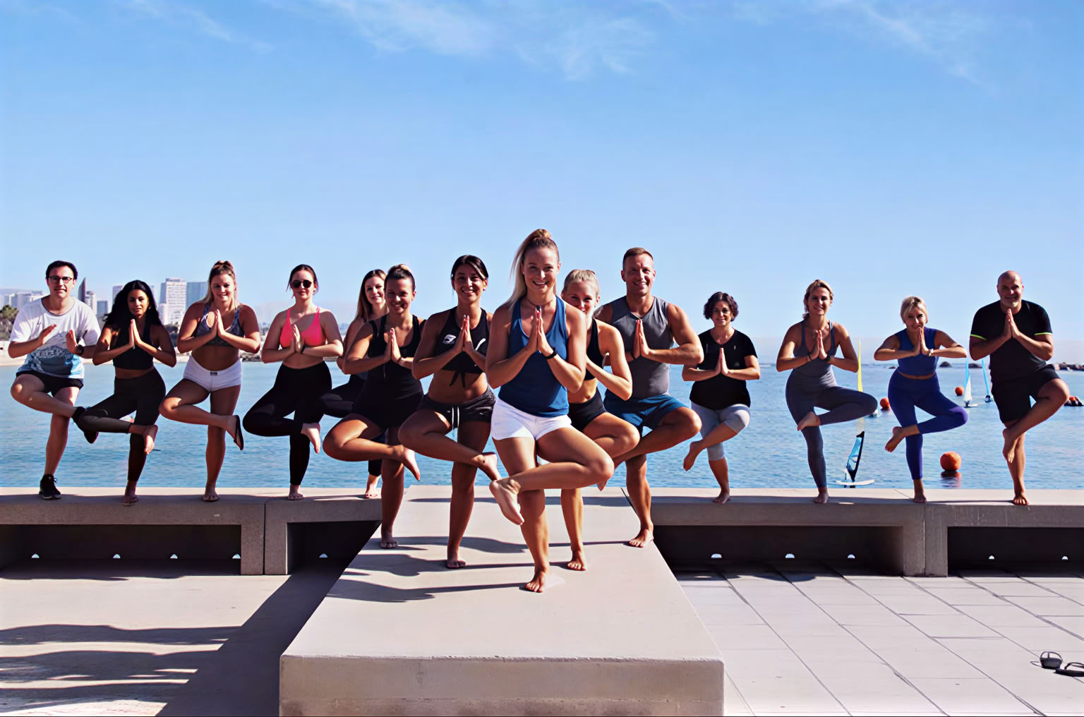 Yoga in spiaggia