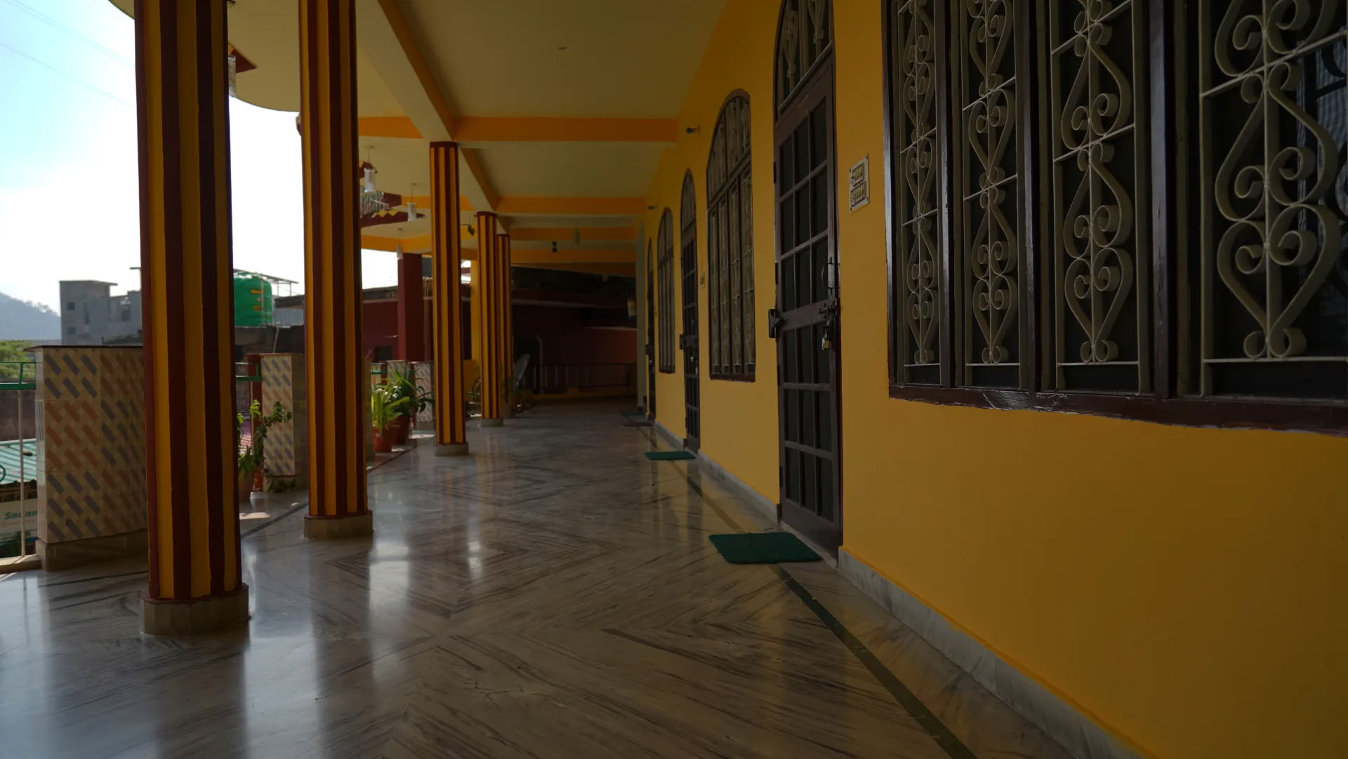 Immersione di 14 giorni in Yoga e Ayurveda
