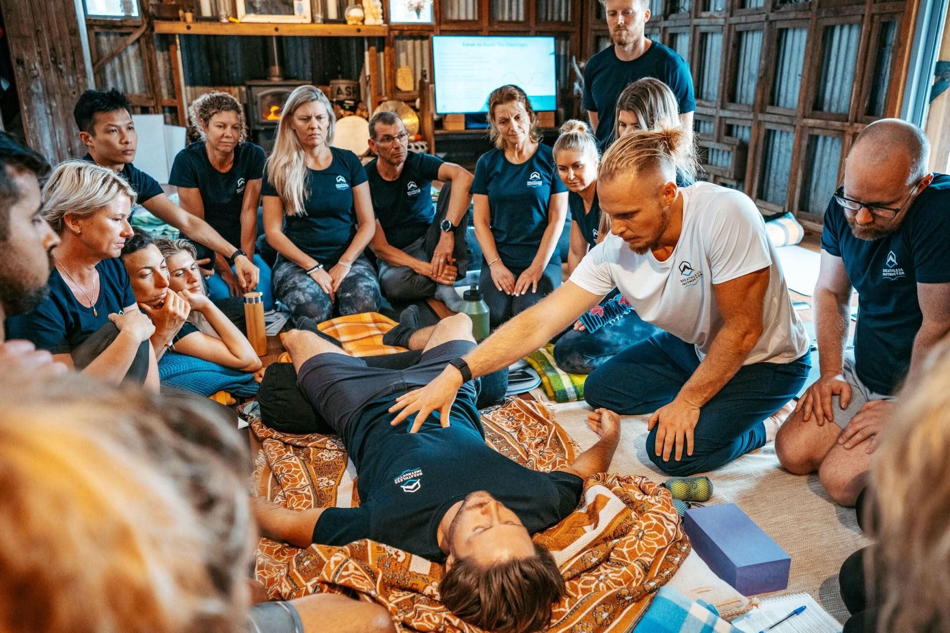Formazione accreditata per facilitatori di breathwork + 4 giorni nelle Snowy Mountains