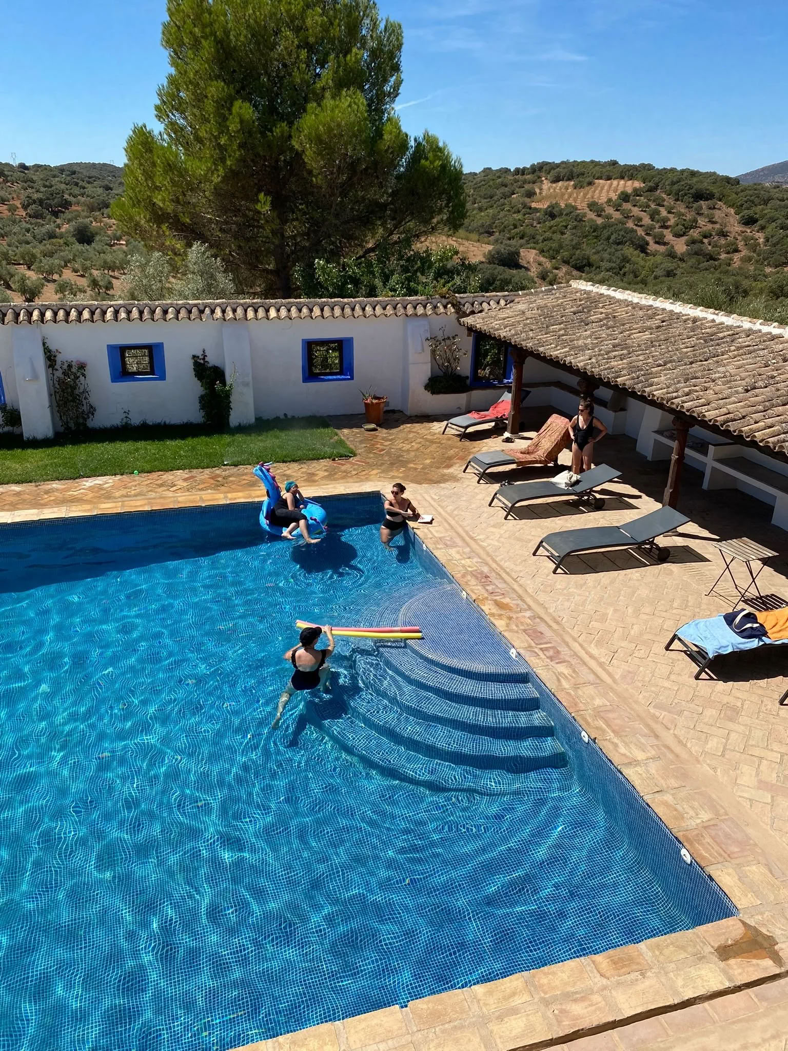 Ritiro di Yoga SISU e HIIT Pilates — Cortijo El Cachete
