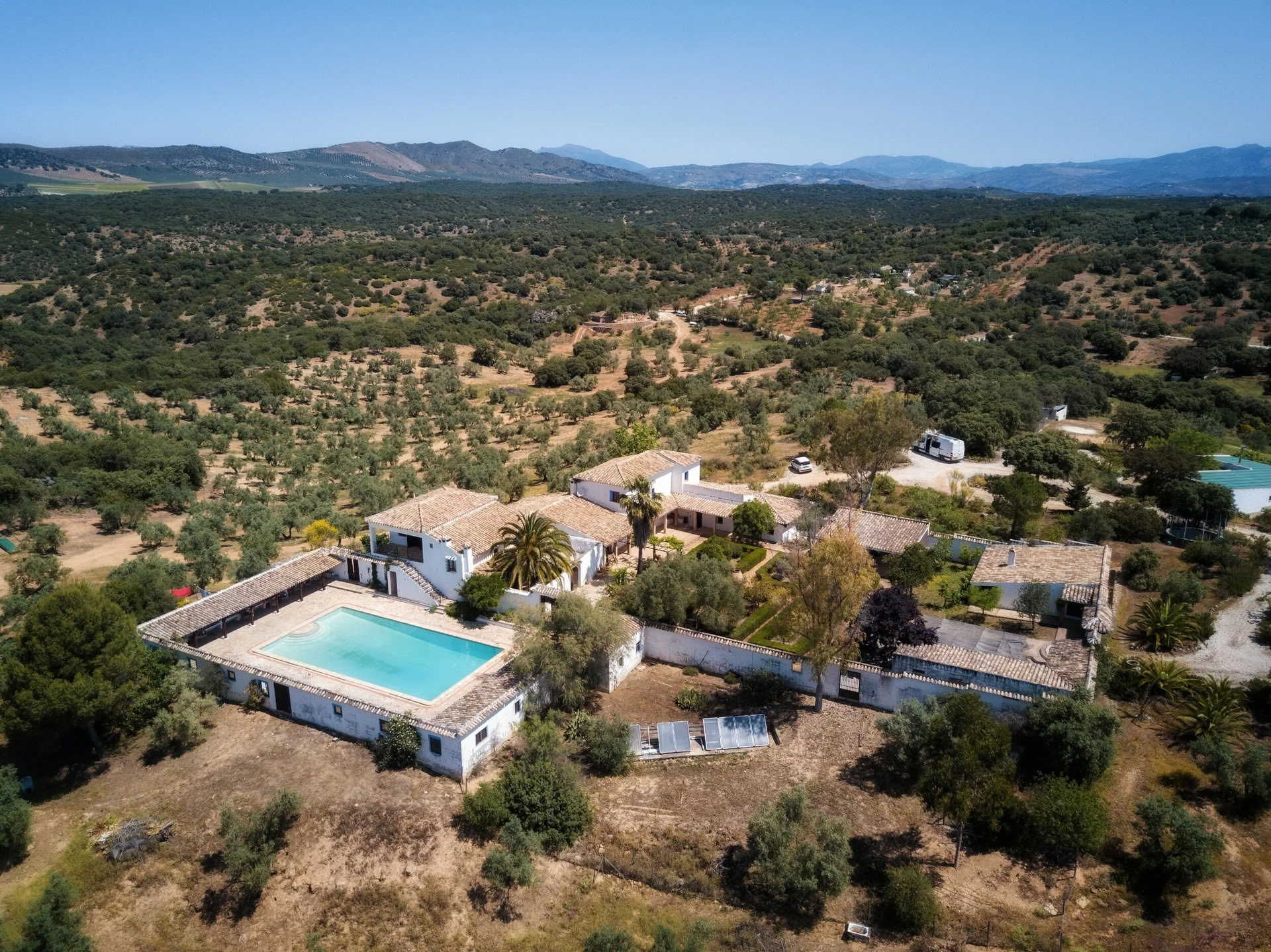 Ritiro di Yoga SISU e HIIT Pilates — Cortijo El Cachete