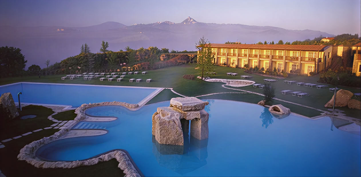 Divina Dolce Vita: Ritiro di Yoga di Lusso nel Cuore della Toscana