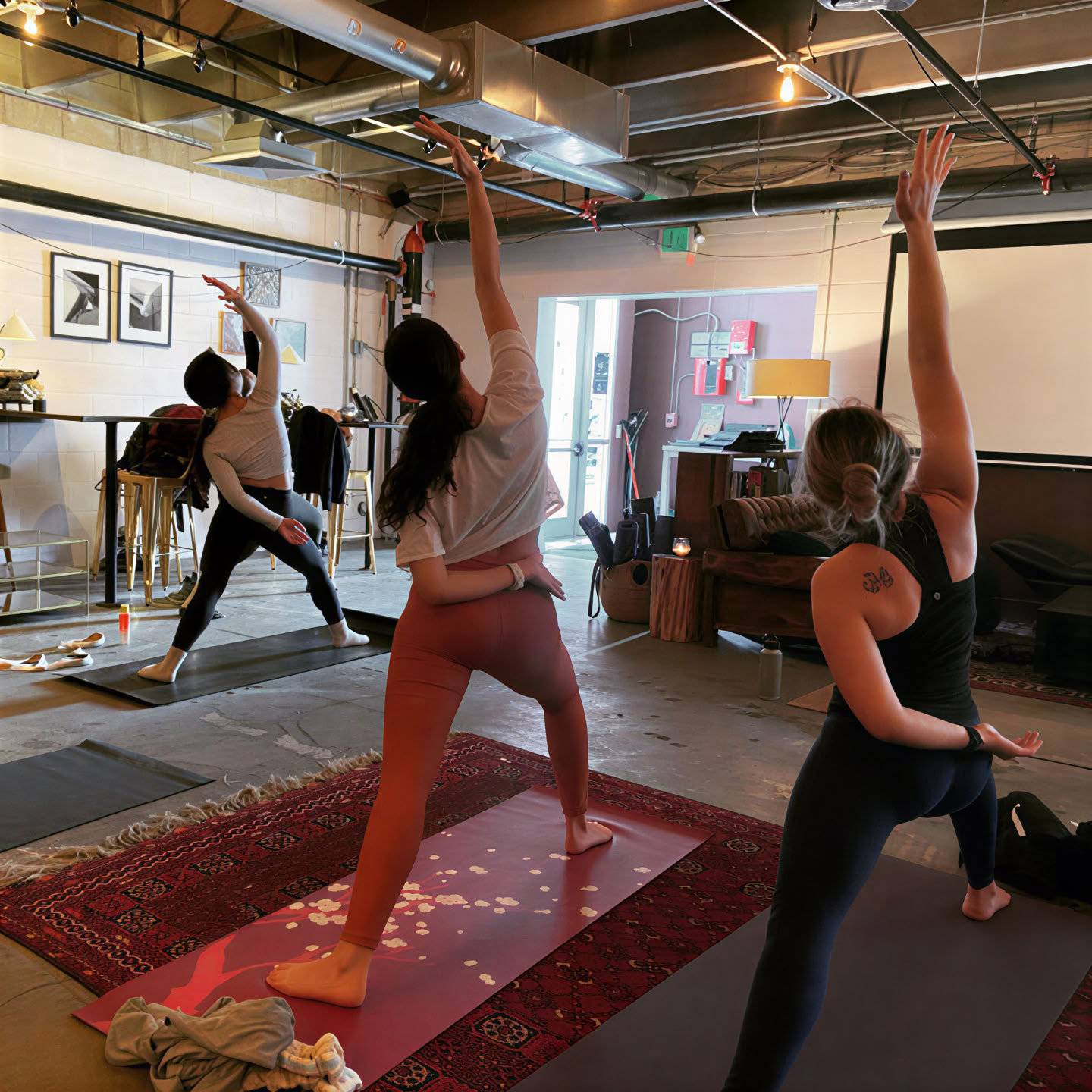 Yoga presso il VFW Post 1 | Denver
