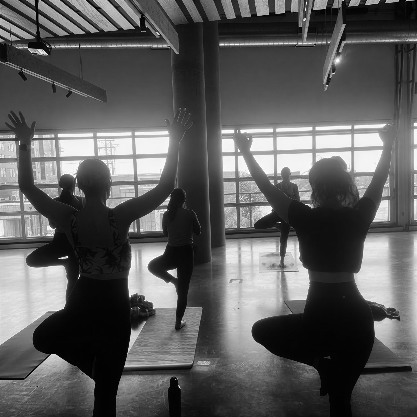 Puppy Yoga – Social di Adozione (Tutti i Livelli)