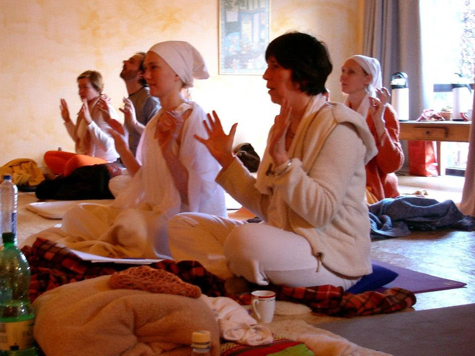 Yoga Kundalini del Mercoledì Sera