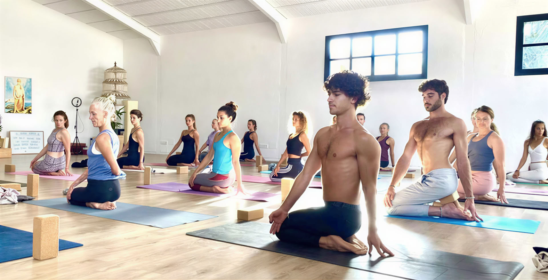 Corso di formazione avanzata per insegnanti di yoga di 300 ore in Europa