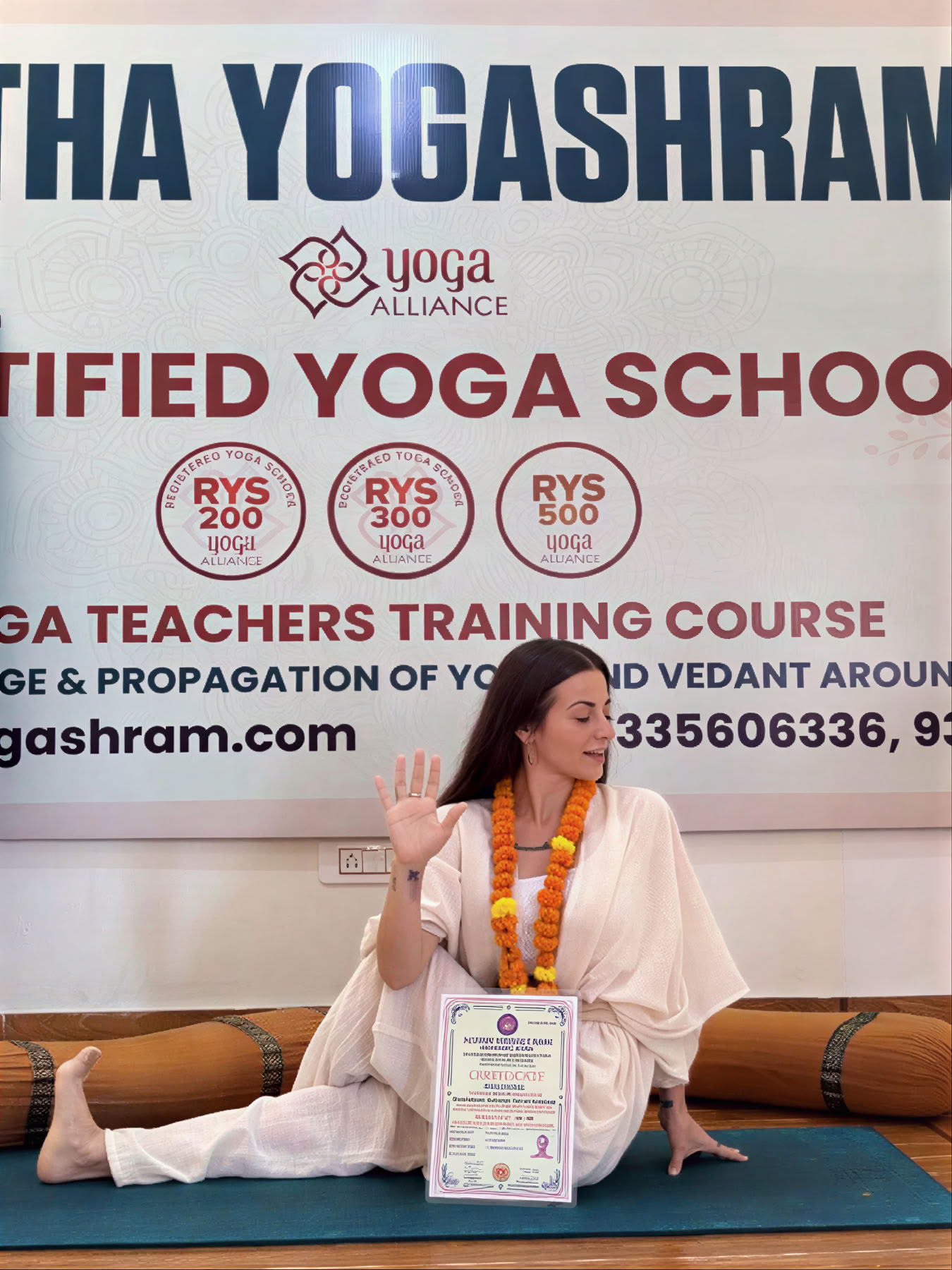 Corso di formazione insegnanti di yoga di 200 ore a Rishikesh, India