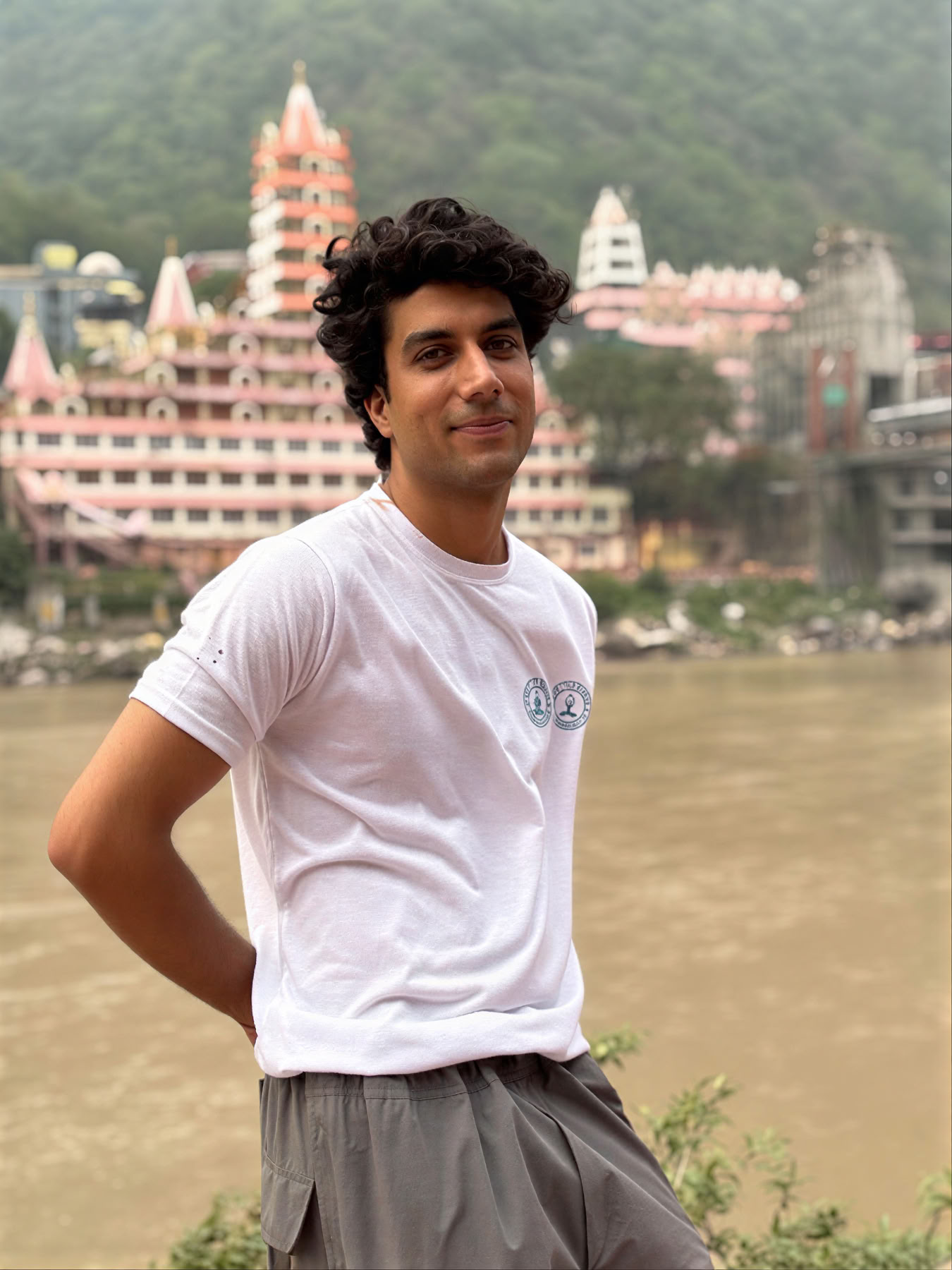 Corso di formazione insegnanti di yoga di 500 ore a Rishikesh