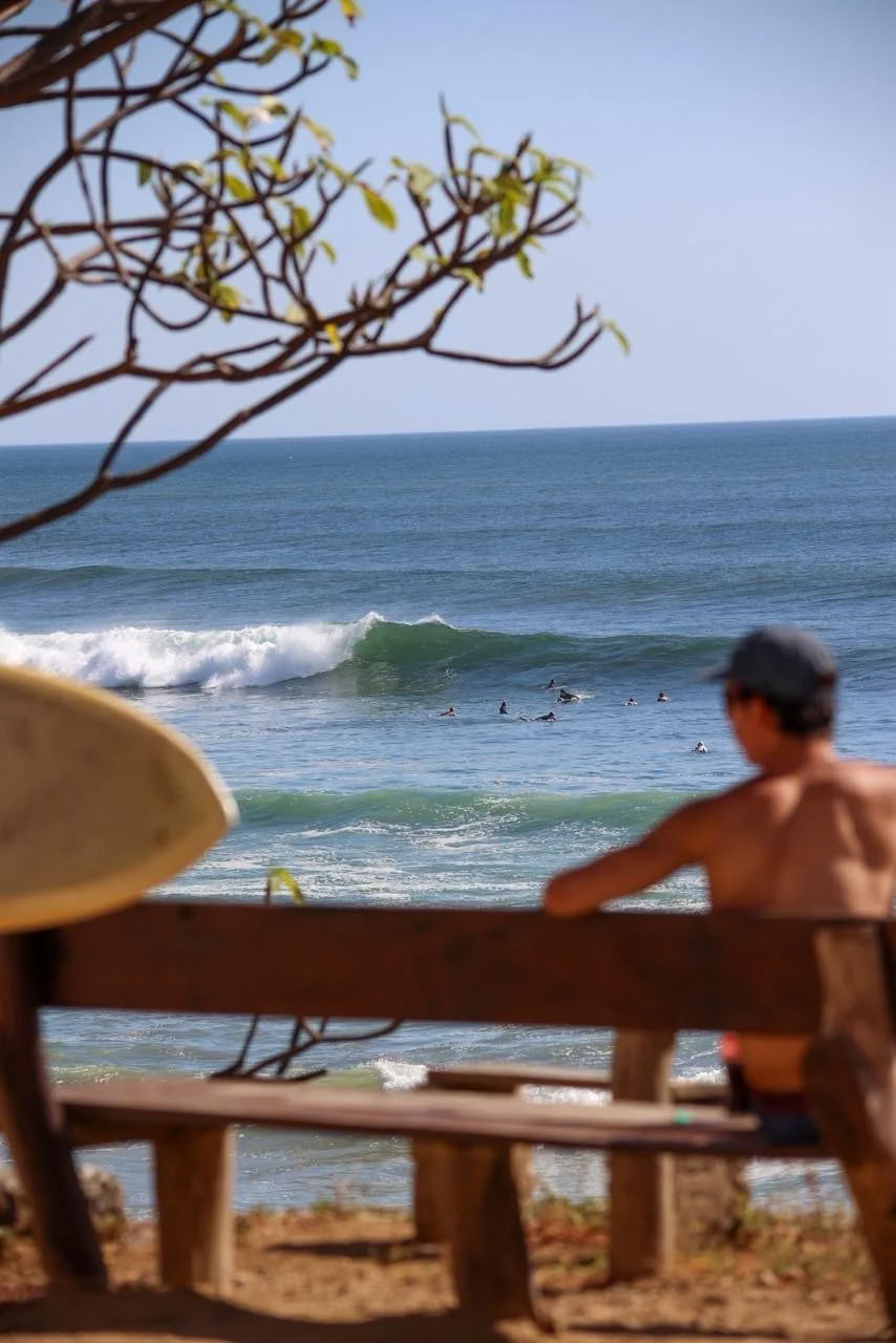 Pacchetto surf all-inclusive per surfisti intermedi e avanzati