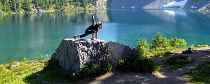 Ritiro di yoga e trekking in montagna tranquilla