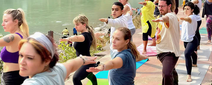 Corso di formazione insegnanti di yoga di 100 ore