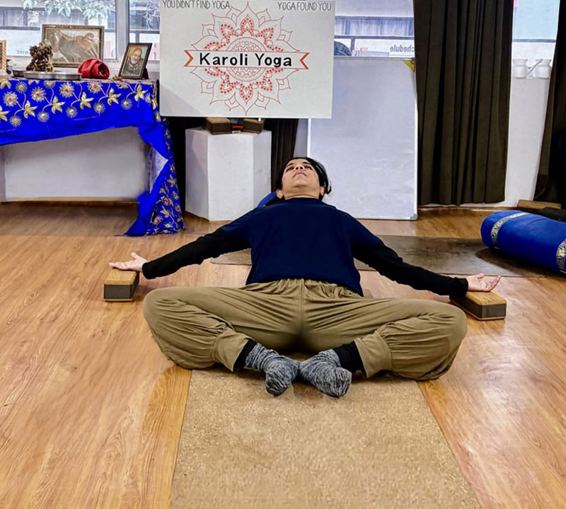 Corso di formazione insegnanti di yoga Yin e Yang di 50 ore a Rishikesh – dal 1° al 7 gennaio 2026