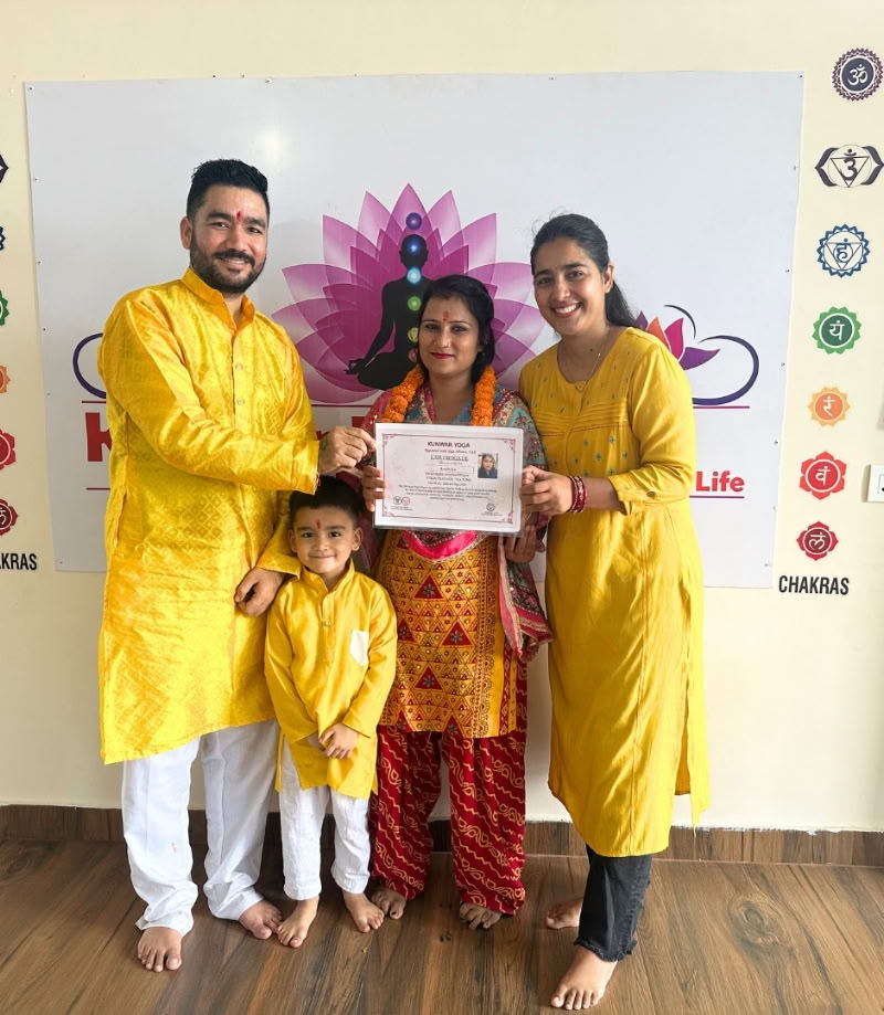 Corso di formazione insegnanti di yoga di 300 ore a Dehradun
