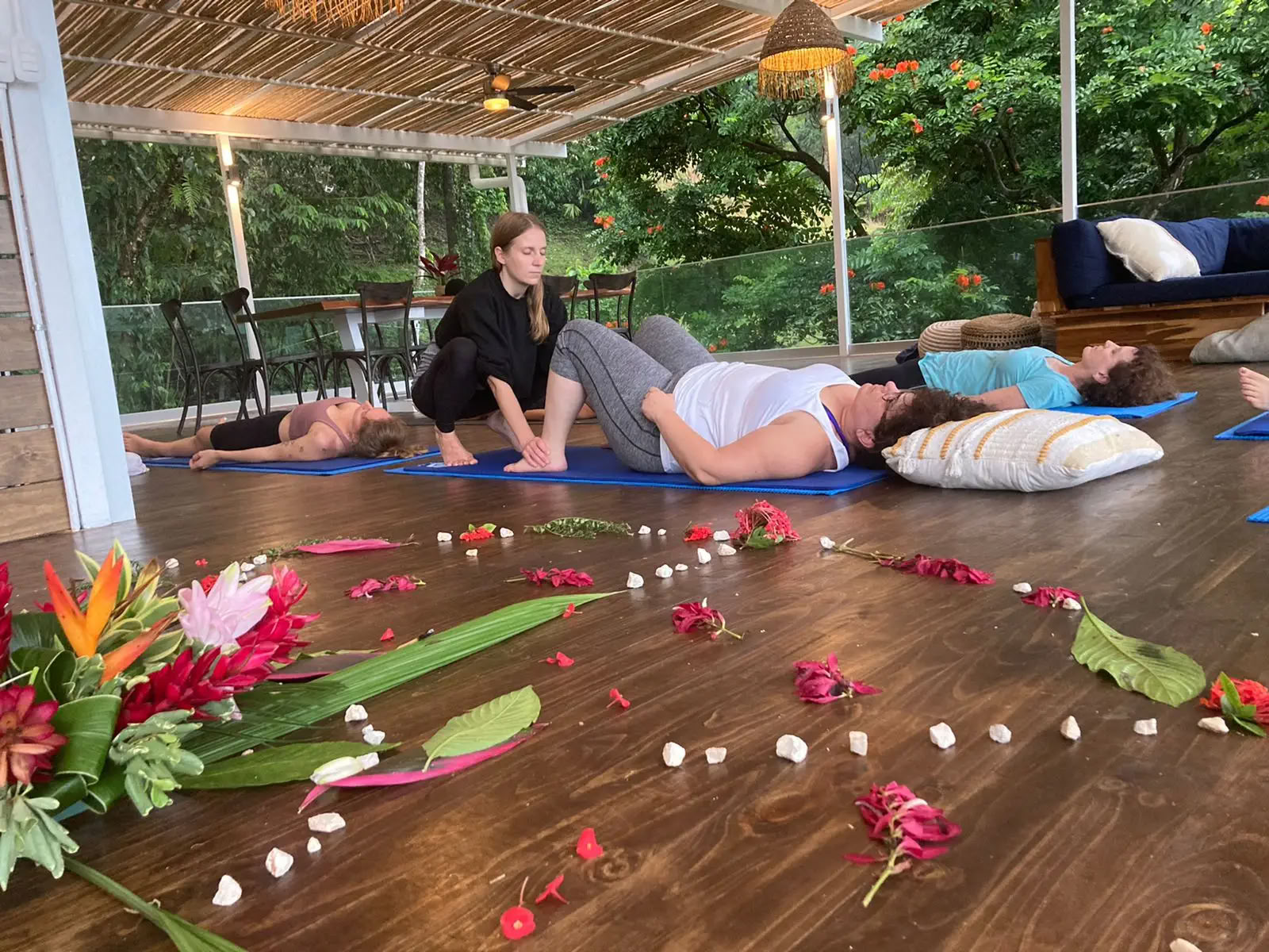 Ritiro di meditazione mindfulness silenziosa e yoga