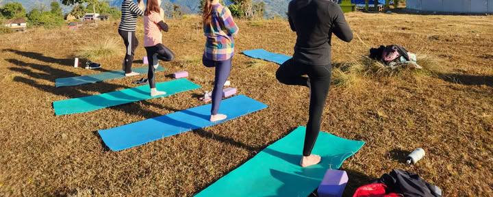 5 giorni/4 notti: ritiro di yoga ad Astam