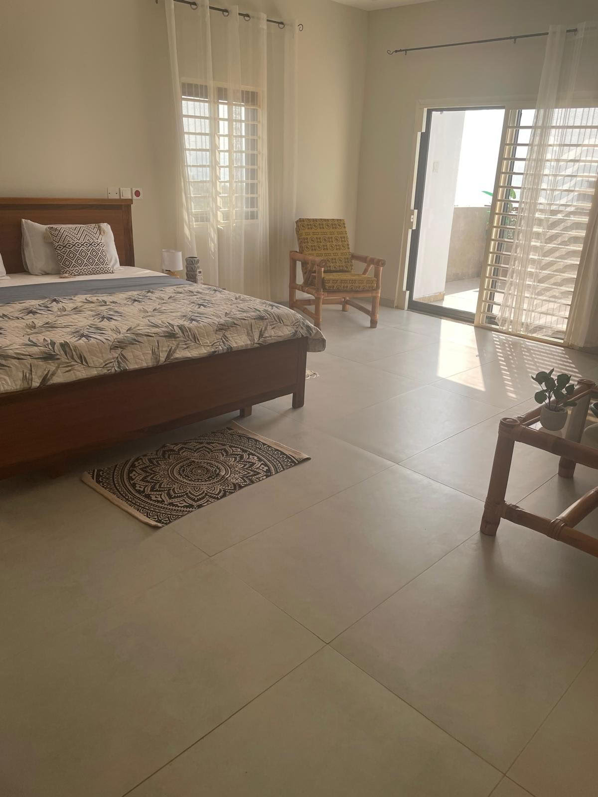 Ritiro per viaggiatrici solitarie – Benessere femminile e scoperta di sé in Ghana